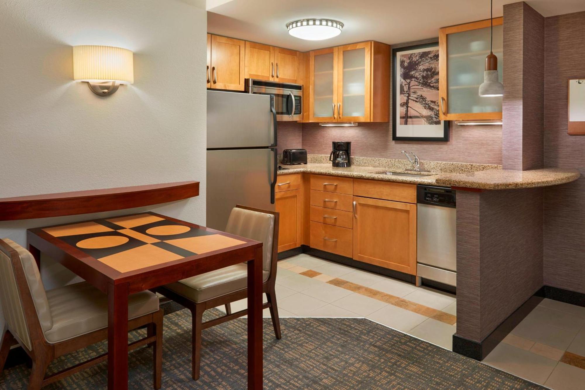 Residence Inn By Marriott Gravenhurst Muskoka Wharf מראה חיצוני תמונה