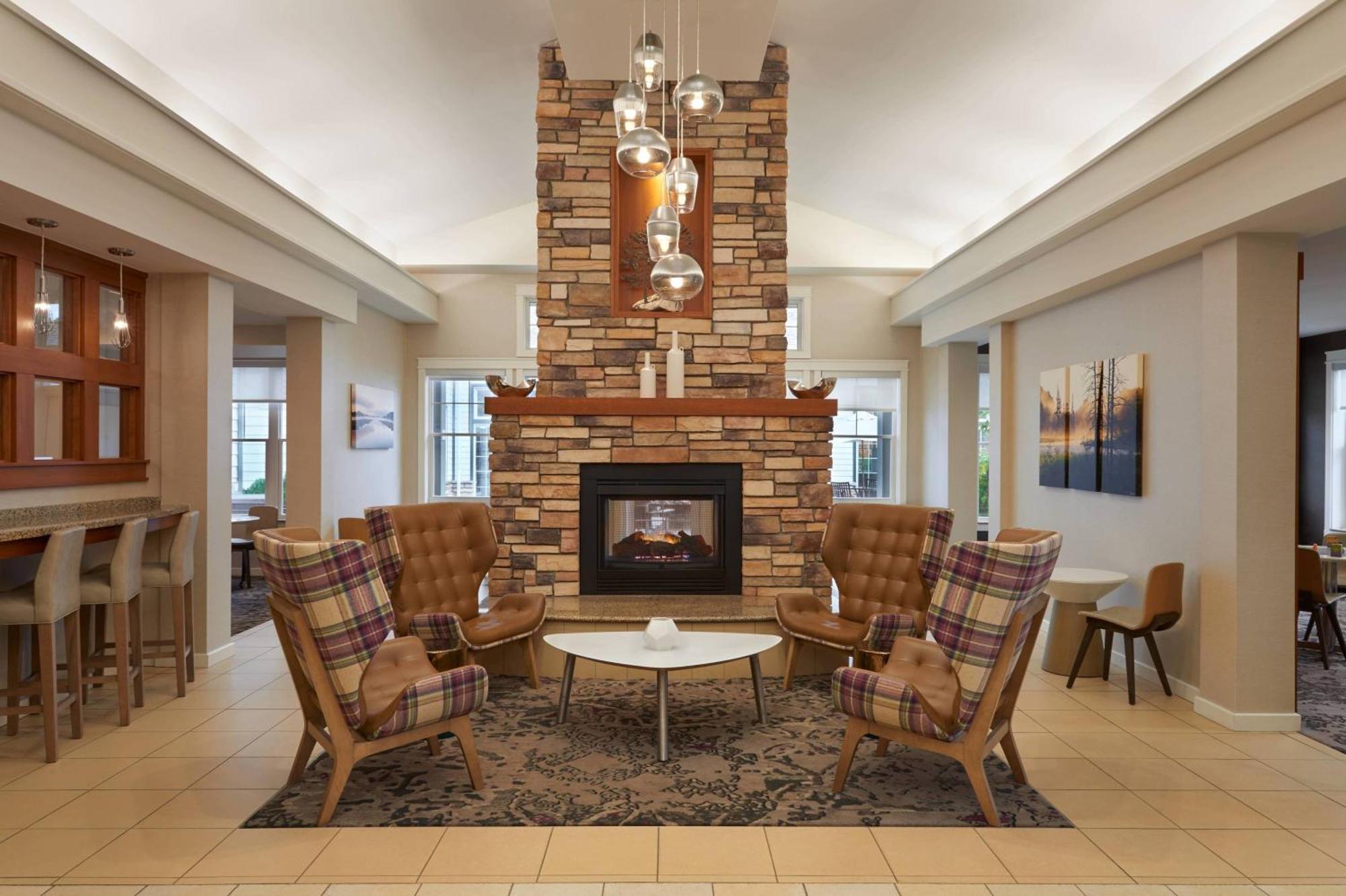 Residence Inn By Marriott Gravenhurst Muskoka Wharf מראה חיצוני תמונה